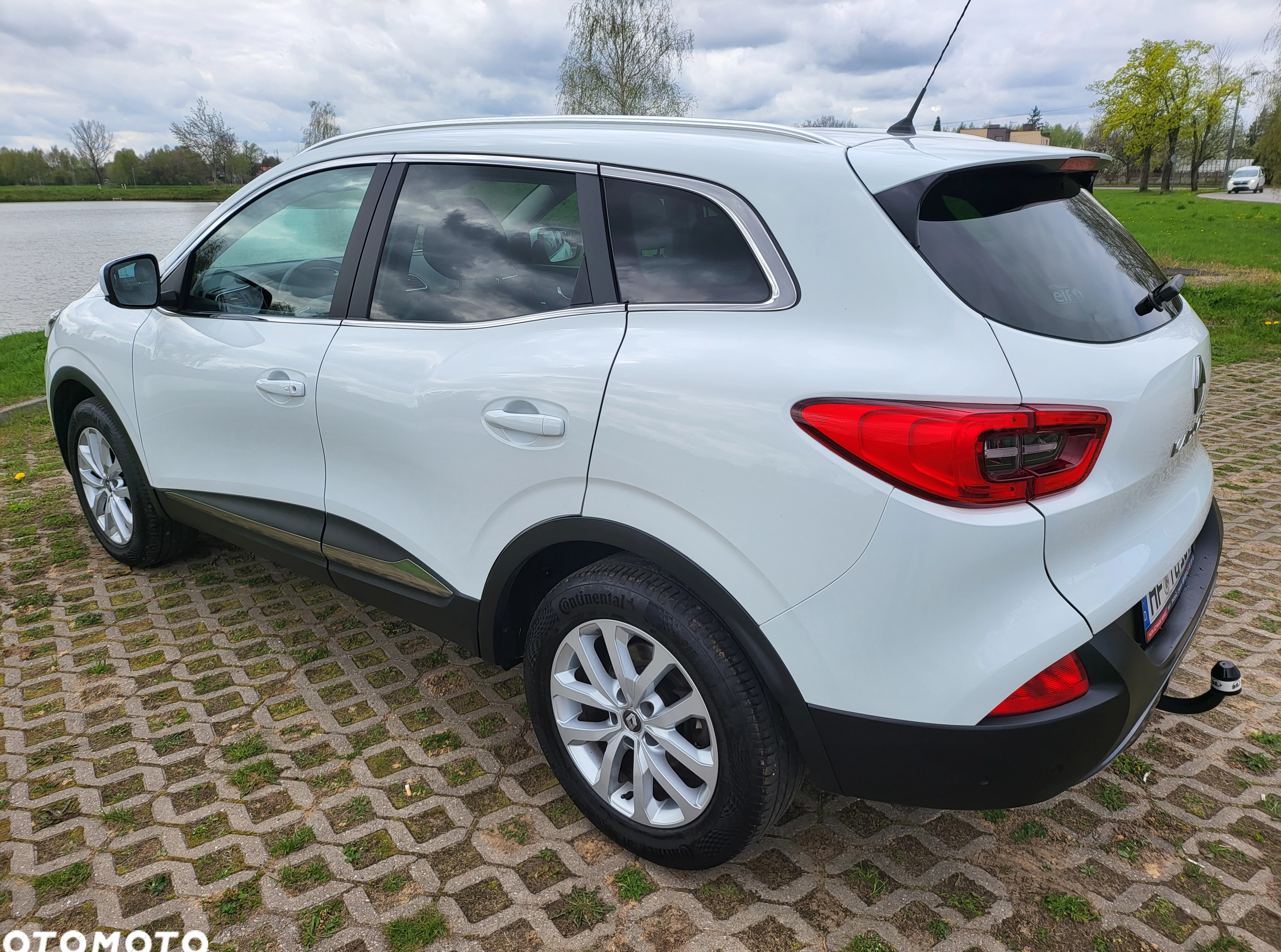 Renault Kadjar cena 48909 przebieg: 198000, rok produkcji 2016 z Sieradz małe 781